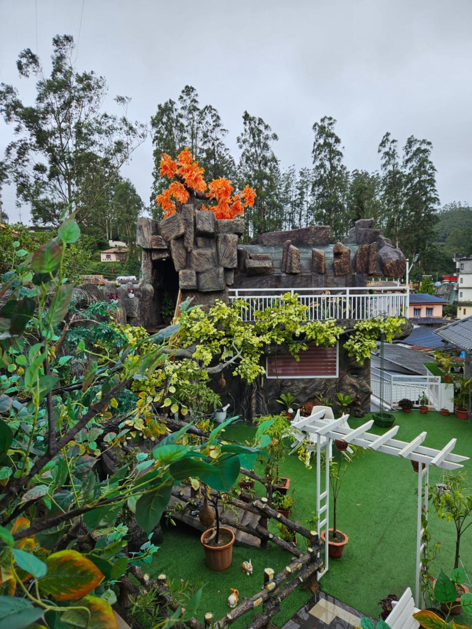 S & B Dreams House Apartment Munnar Bagian luar foto