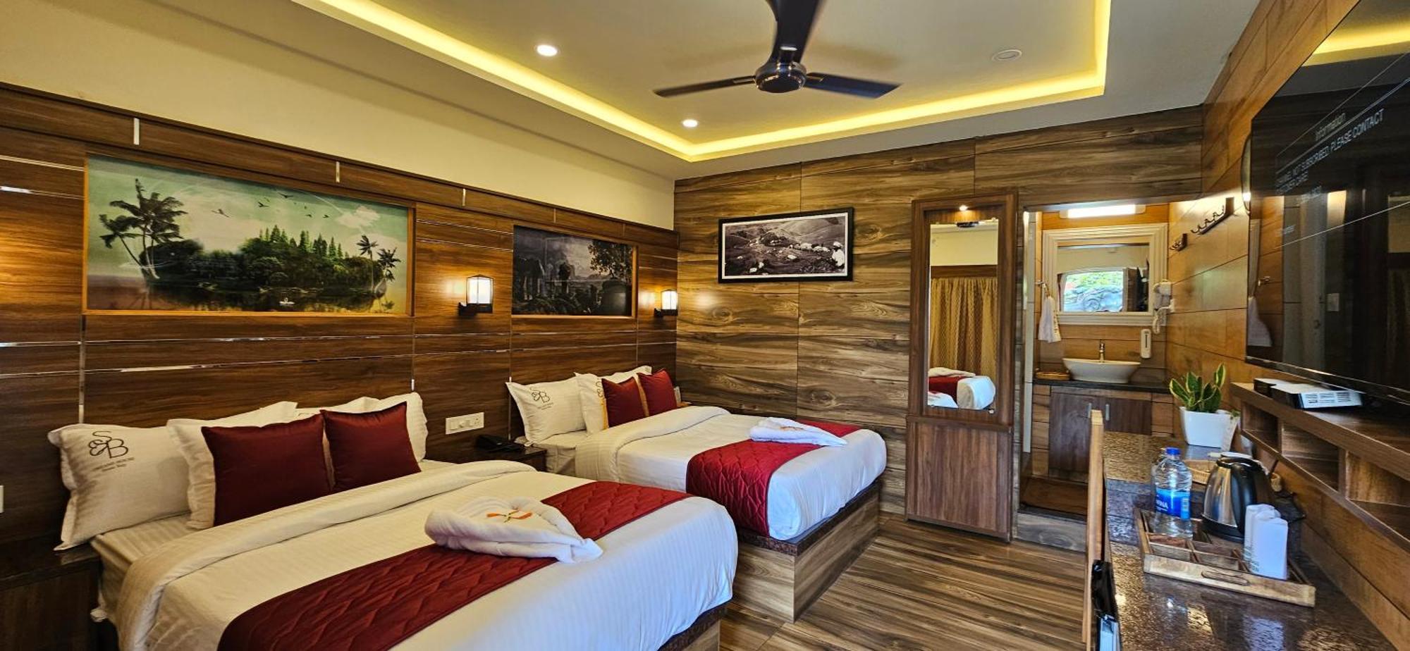 S & B Dreams House Apartment Munnar Bagian luar foto